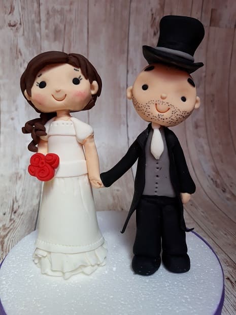 cake topper sposi in pasta di zucchero