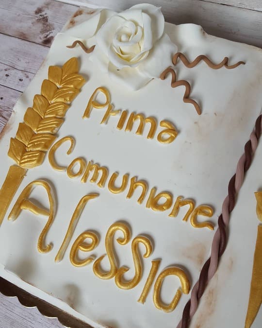 torta in pasta di zucchero prima comunione